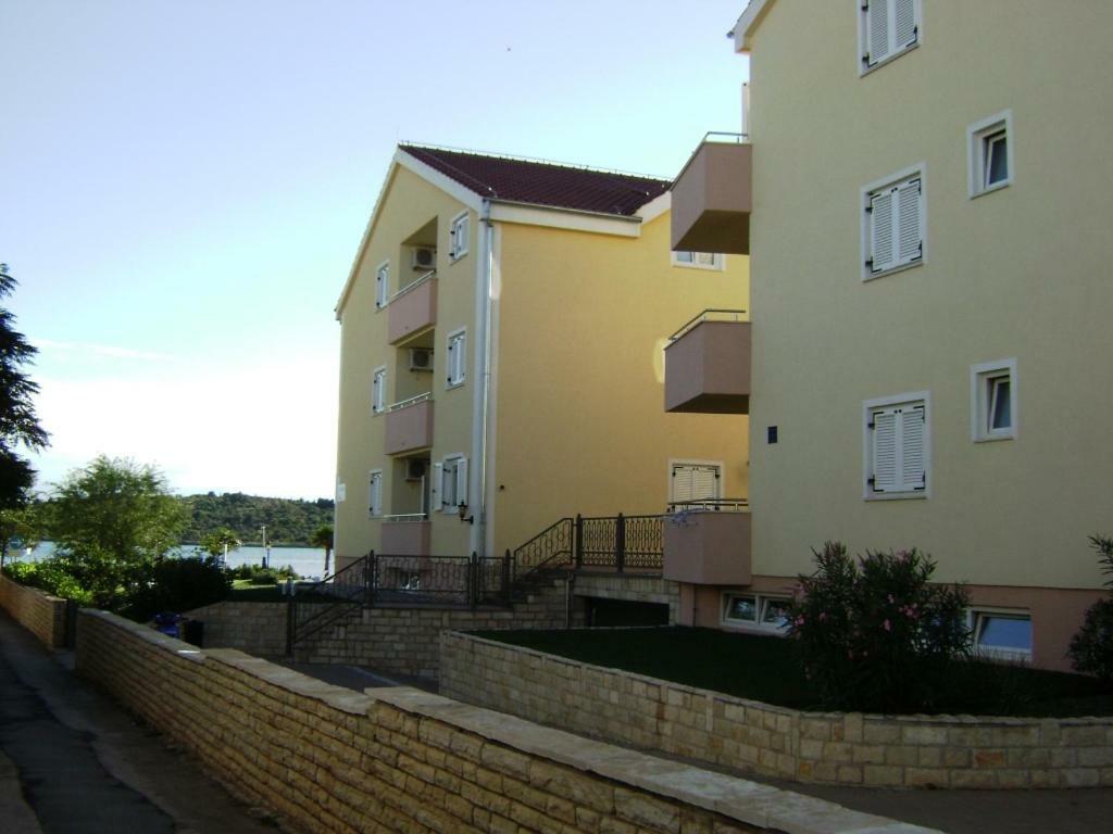 סרימה Dalmacia Apartments מראה חיצוני תמונה