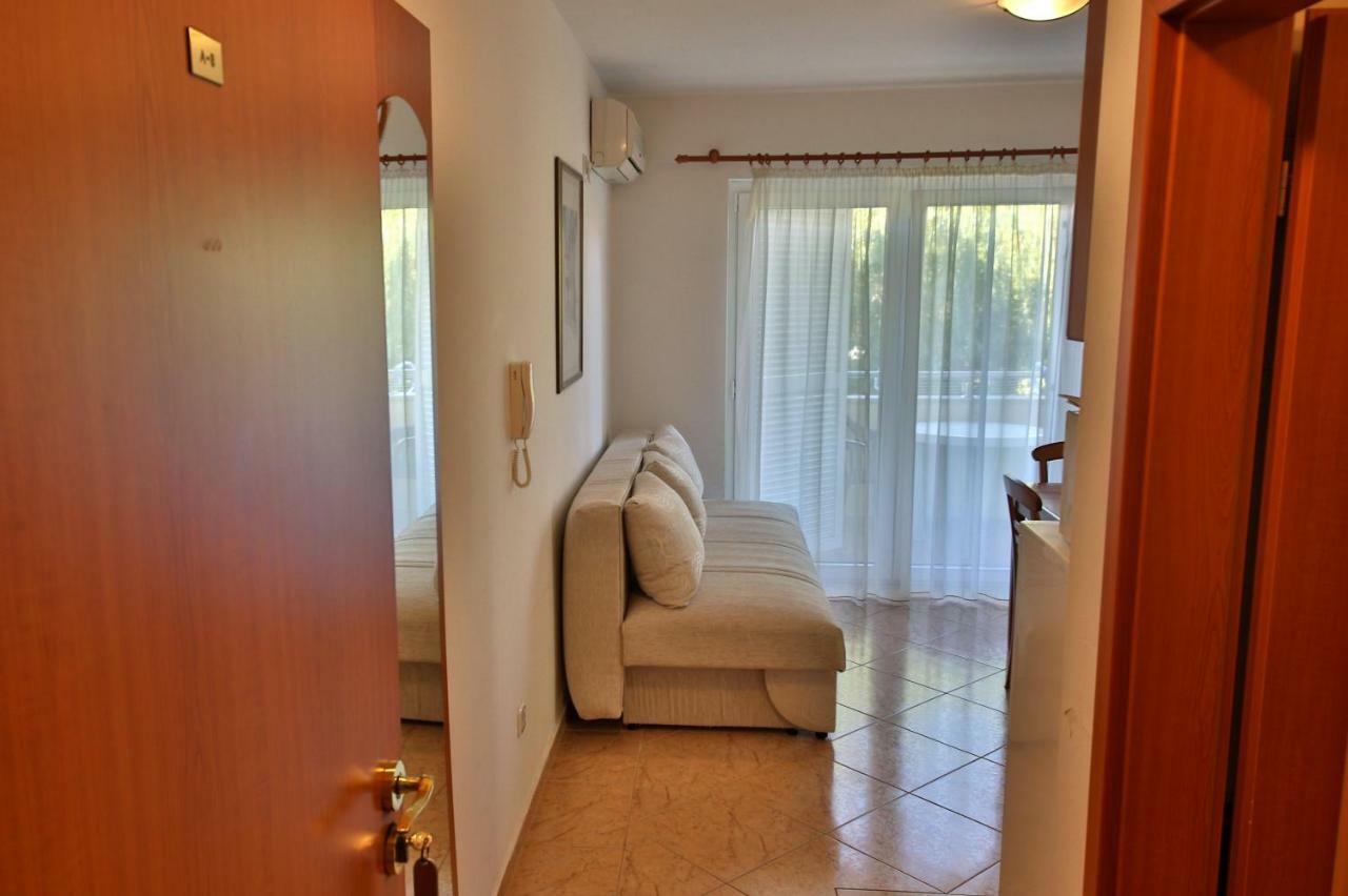 סרימה Dalmacia Apartments מראה חיצוני תמונה