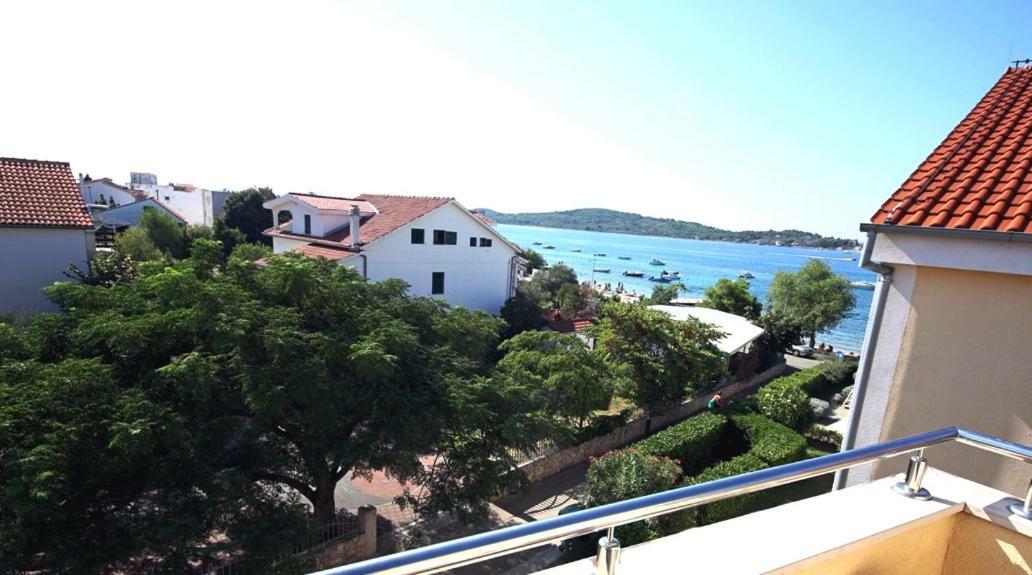 סרימה Dalmacia Apartments מראה חיצוני תמונה